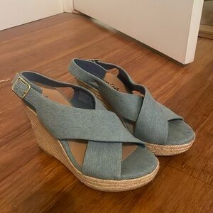 American Eagle Heels